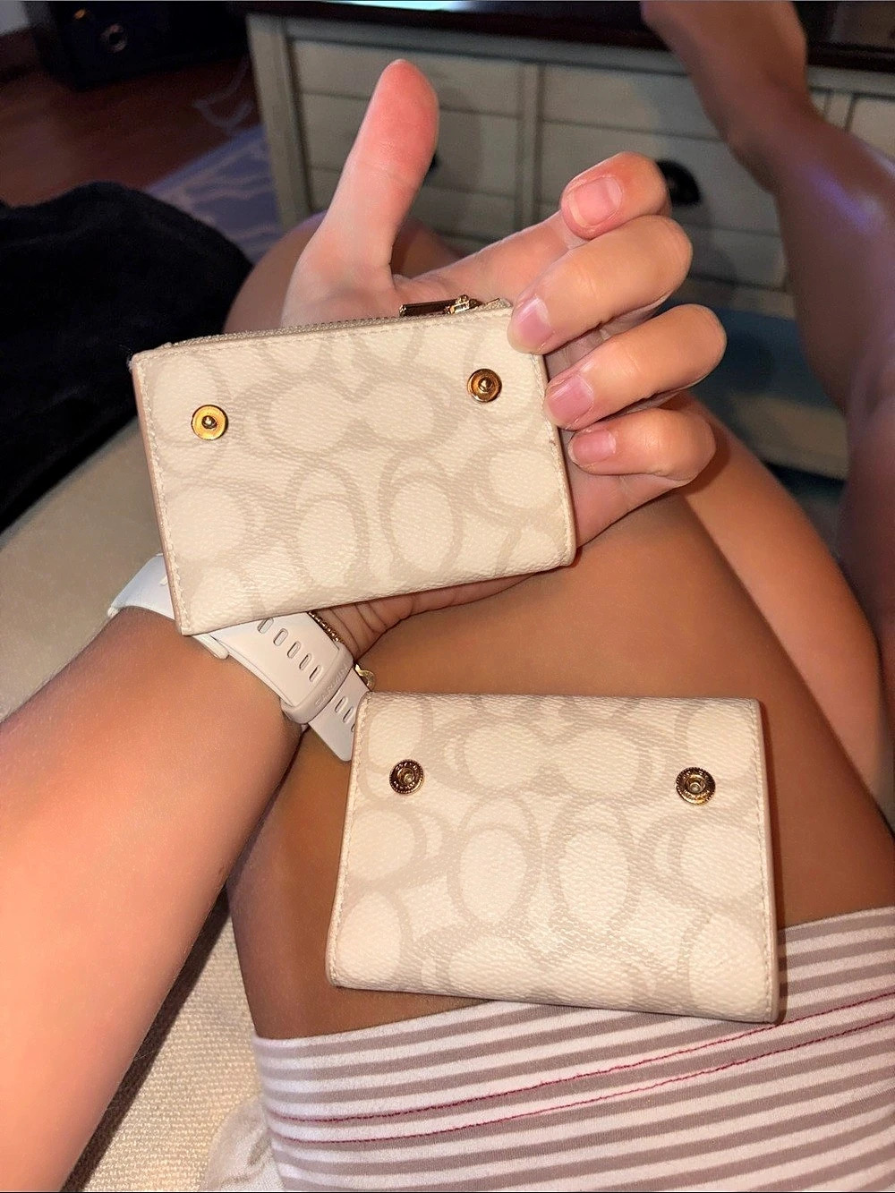 Coach  Wallet - Picture 6 of 6
